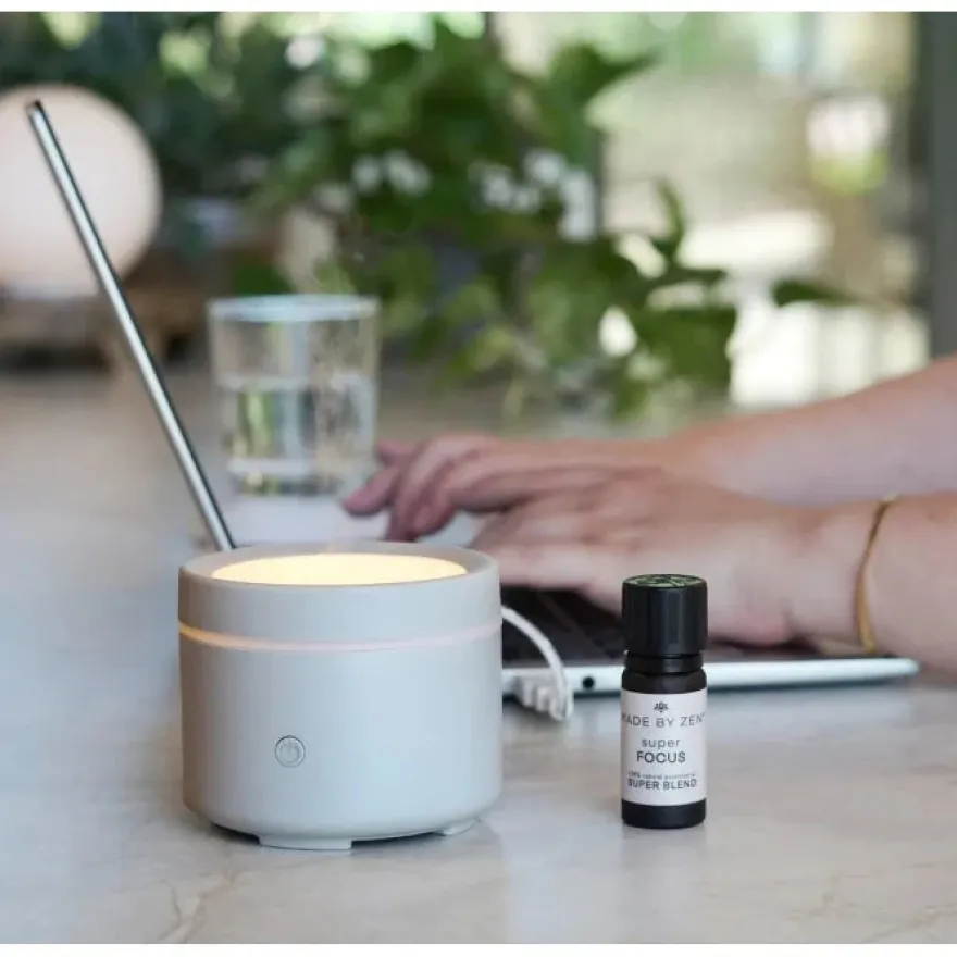 Made by Zen Liv Stone USB Diffuuseri
